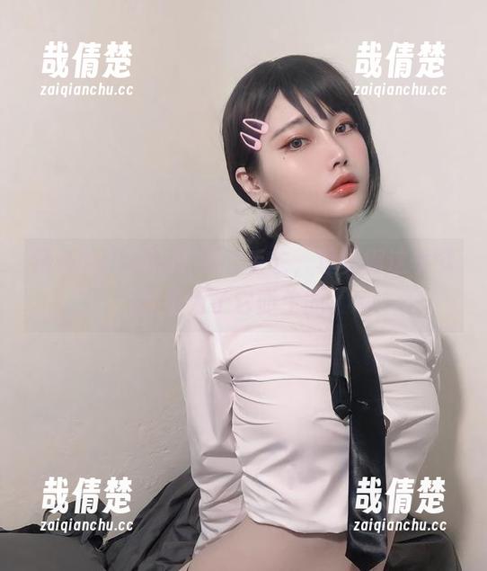 精选的Choi Ji Yun毛衣，真觉得这季节就是为了它而生的。